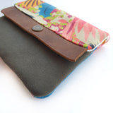 ארנק קנבס מיני | פרחים וכנפיים